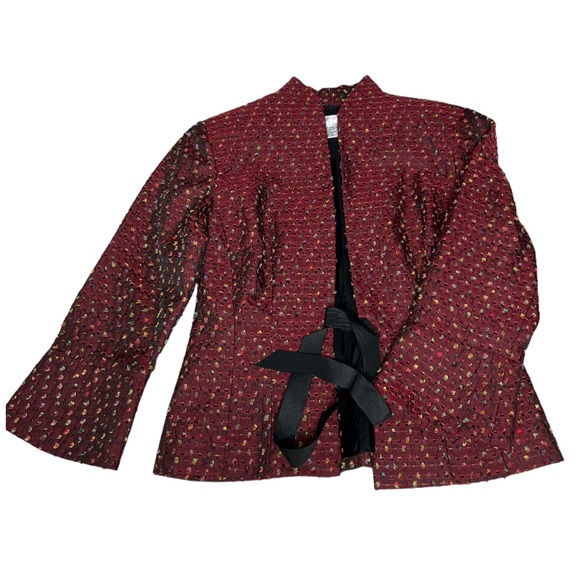 Maggy London Petites Maroon Crop Blazer. Women’s Size 6 - Picture 1 of 8